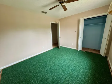 1221 Green Briar Drive Huntsville TX 77340
