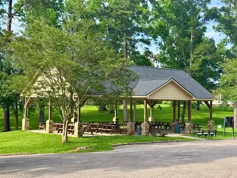 1221 Green Briar Drive Huntsville TX 77340