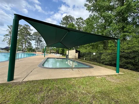 1221 Green Briar Drive Huntsville TX 77340