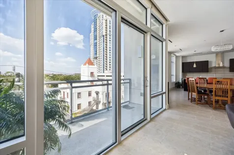 3331 D'amico Street 404 Houston TX 77019