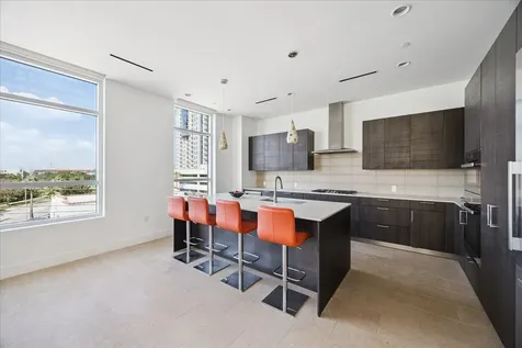 3331 D'amico Street 404 Houston TX 77019
