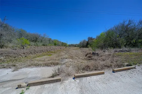 5923 Fm 1726 Goliad TX 77963