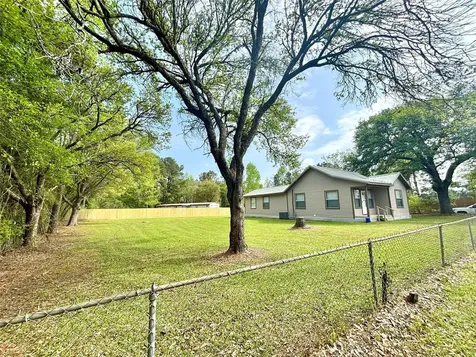 909 W Elder Colmesneil TX 75938