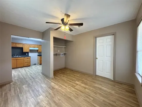 909 W Elder Colmesneil TX 75938