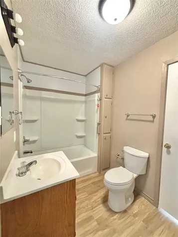 909 W Elder Colmesneil TX 75938