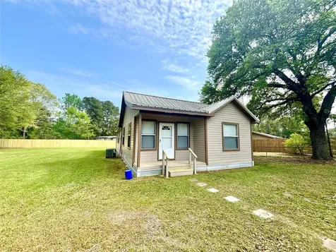 909 W Elder Colmesneil TX 75938