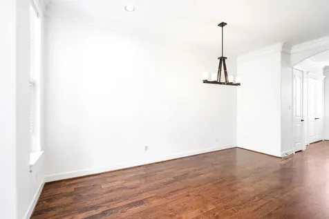 612 W 27th Street Houston TX 77008
