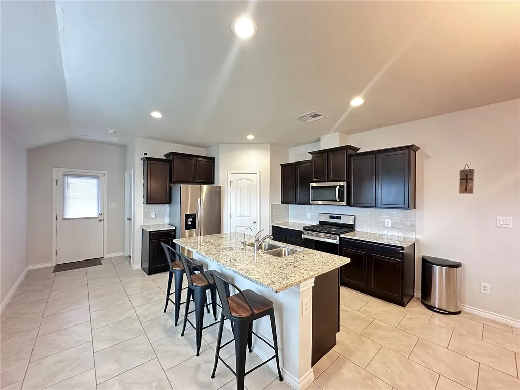 7649 Herd Rider Lane Corpus Christi TX 78414
