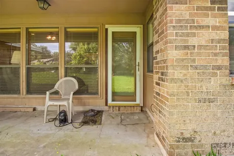 206 Stanford Street Lake Jackson TX 77566