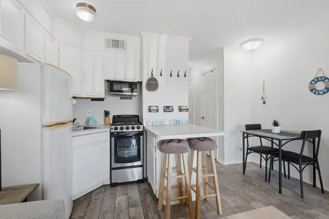 6102 Seawall Boulevard 166 Galveston TX 77551