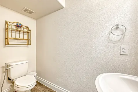 2337 Mayfield Trail Court League City TX 77573