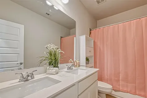 2337 Mayfield Trail Court League City TX 77573