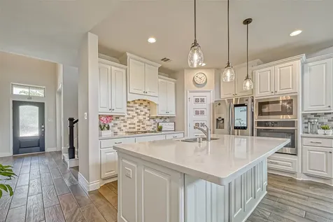 2337 Mayfield Trail Court League City TX 77573