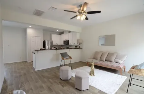2201 Naomi Street A Houston TX 77054