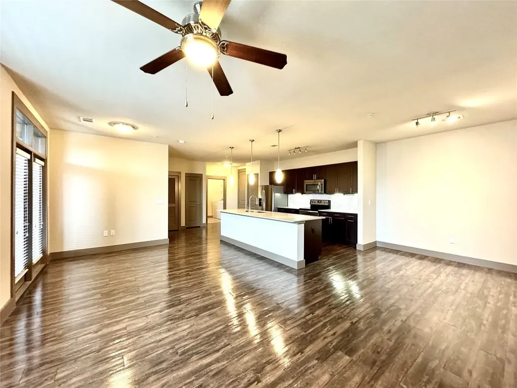 2033 S Gessner Road 2105 Houston TX 77063