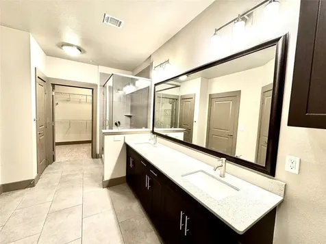 2033 S Gessner Road 2105 Houston TX 77063