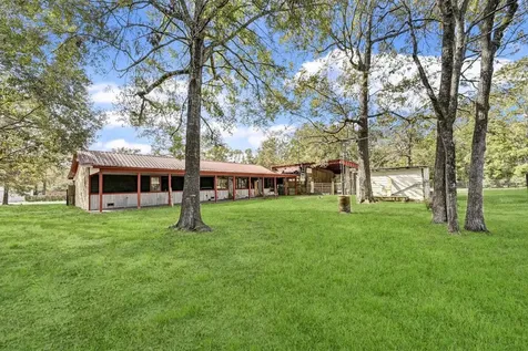 858 Big Hawg Drive Trinity TX 75862