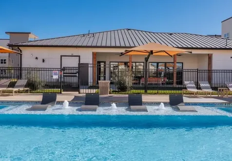2551 N Guadalupe Street 2111 Seguin TX 78155