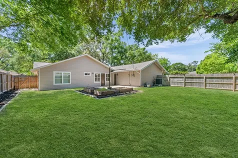 4630 Creekbend Drive Houston TX 77035