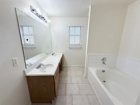 9221 Desirable Drive La Porte TX 77571