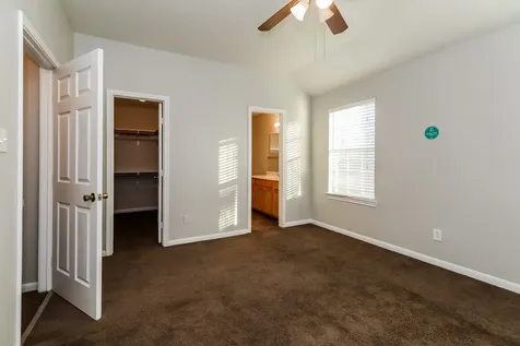 4939 N Cancun Drive Houston TX 77045