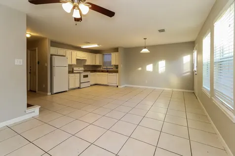 4939 N Cancun Drive Houston TX 77045