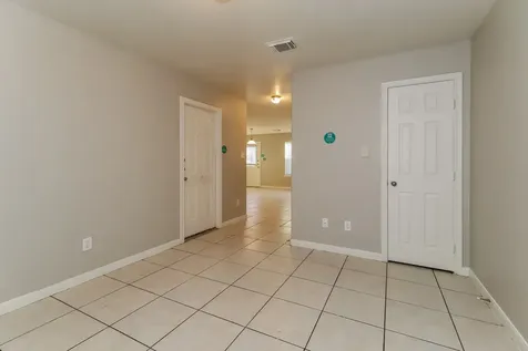 4939 N Cancun Drive Houston TX 77045