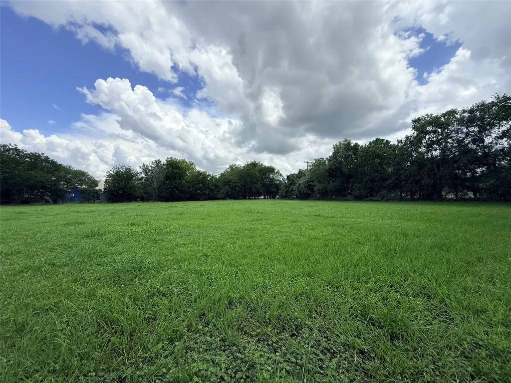 702 E Courthouse Street Cuero TX 77954