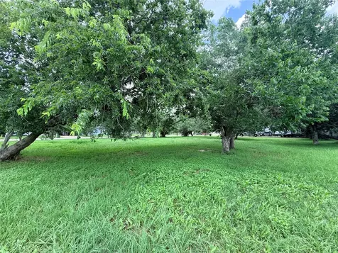 702 E Courthouse Street Cuero TX 77954