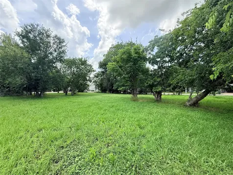 702 E Courthouse Street Cuero TX 77954