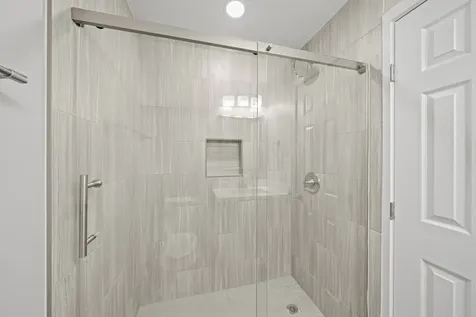 2201 Fountain View Drive 25 Houston TX 77057