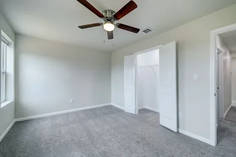 155 Plez Morgan Drive 8c Montgomery TX 77356