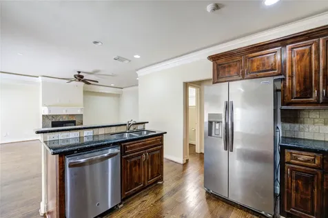 5813 Washington Avenue B Houston TX 77007