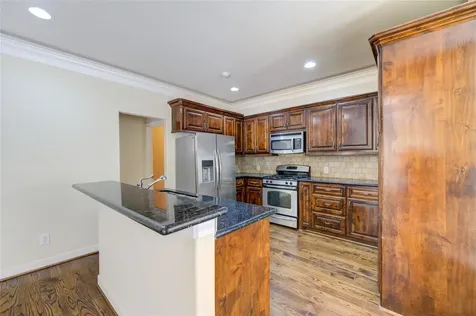 5813 Washington Avenue B Houston TX 77007
