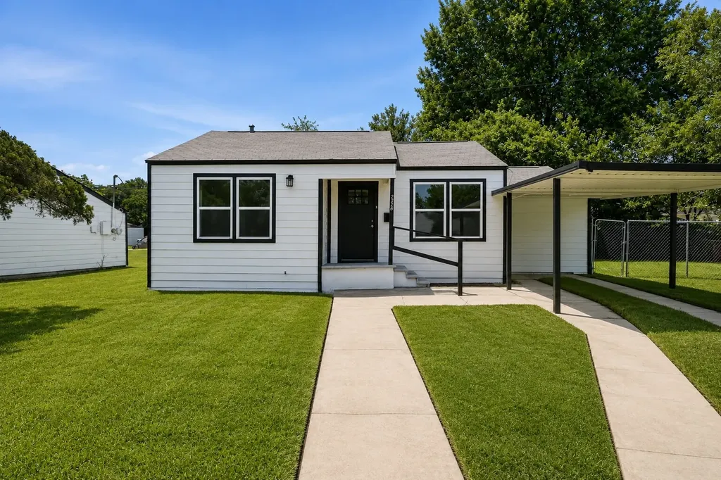 2226 11th Street Galena Park TX 77547