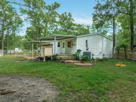 879 County Road 6471 Dayton TX 77535