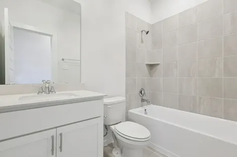 5121 Redbud Valley Drive Pearland TX 77584