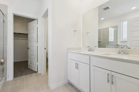 5121 Redbud Valley Drive Pearland TX 77584