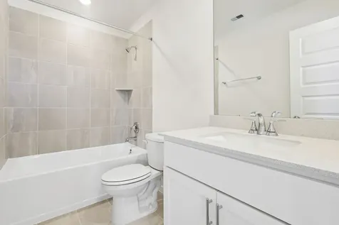 5121 Redbud Valley Drive Pearland TX 77584