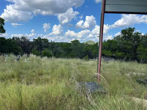 1833 W Broad Oak Drive Bandera TX 78003