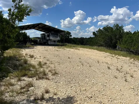 1833 W Broad Oak Drive Bandera TX 78003