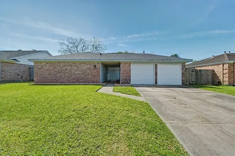 2015 Williamsburg Court N League City TX 77573