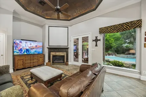624 Lakeshore Drive Sugar Land TX 77478