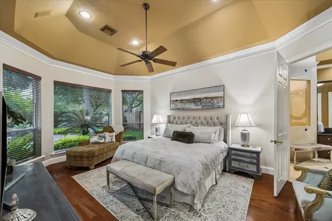 624 Lakeshore Drive Sugar Land TX 77478