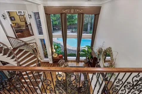 624 Lakeshore Drive Sugar Land TX 77478