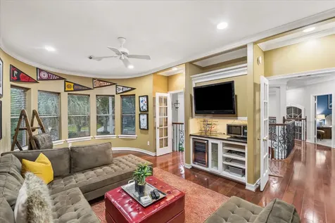 624 Lakeshore Drive Sugar Land TX 77478