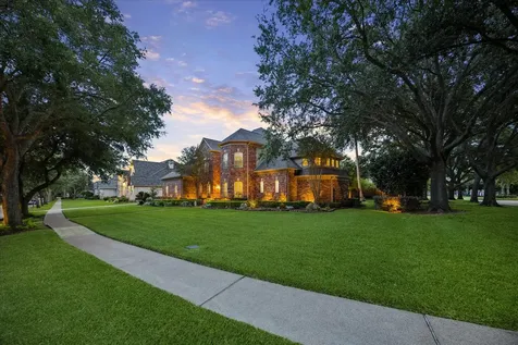 624 Lakeshore Drive Sugar Land TX 77478