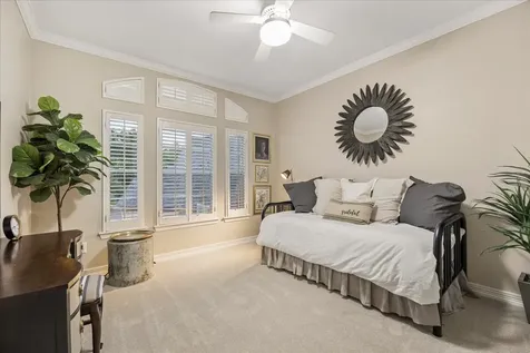 624 Lakeshore Drive Sugar Land TX 77478