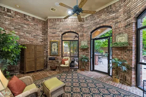 624 Lakeshore Drive Sugar Land TX 77478