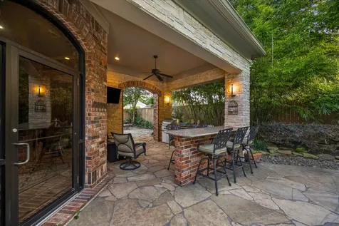 624 Lakeshore Drive Sugar Land TX 77478